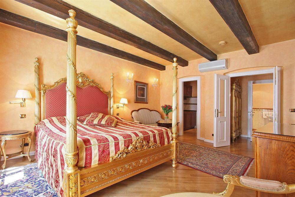 Alchymist Nosticova Palace 5* Praha