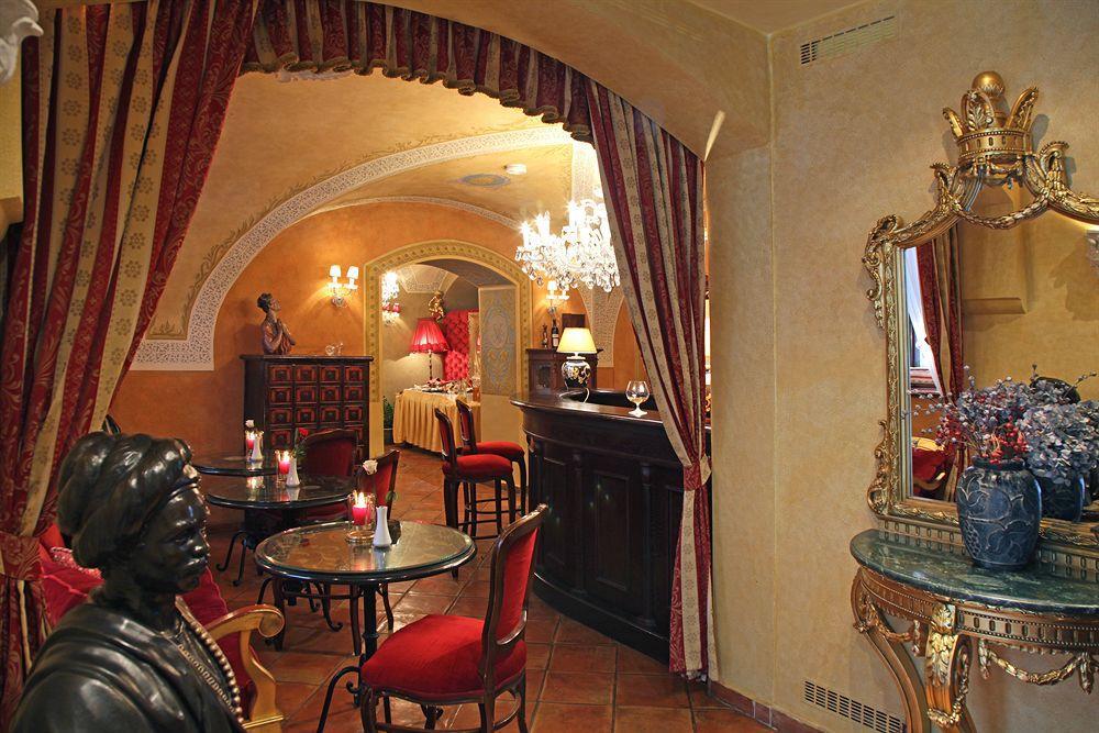 Alchymist Nosticova Palace Hotel 5*