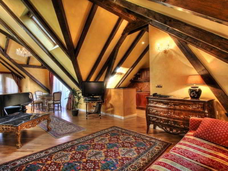 Alchymist Nosticova Palace 5*